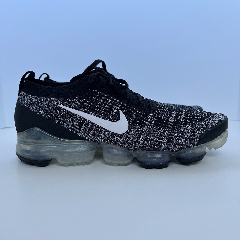 NEW Nike Air VaporMax Flyknit 3 Black White           Metallic 13